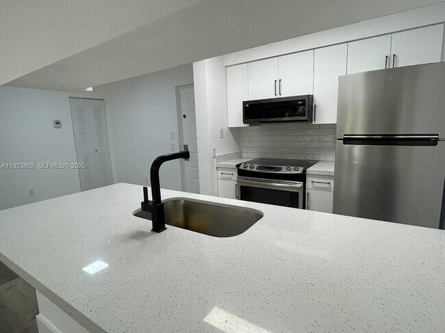 Photo - 440 S Park Rd Unidad 4-306