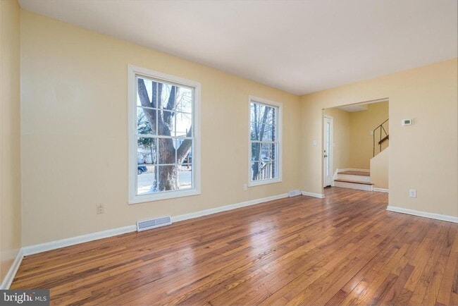 Photo - 344 Nimitz Rd