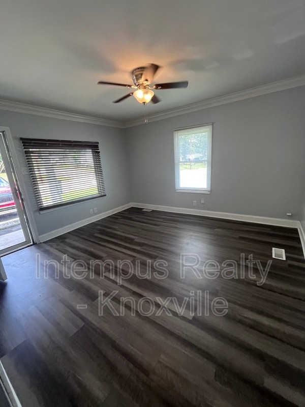 Photo - 1920 Hoitt Ave