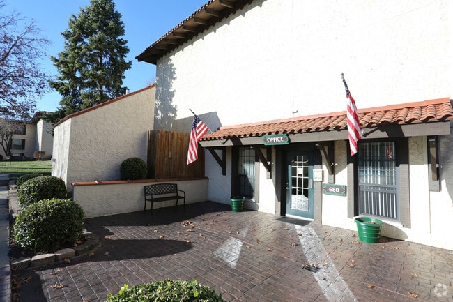 Photo - Delrado Apartments
