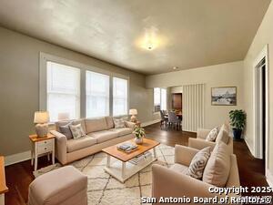 Photo - 124 Gifford St