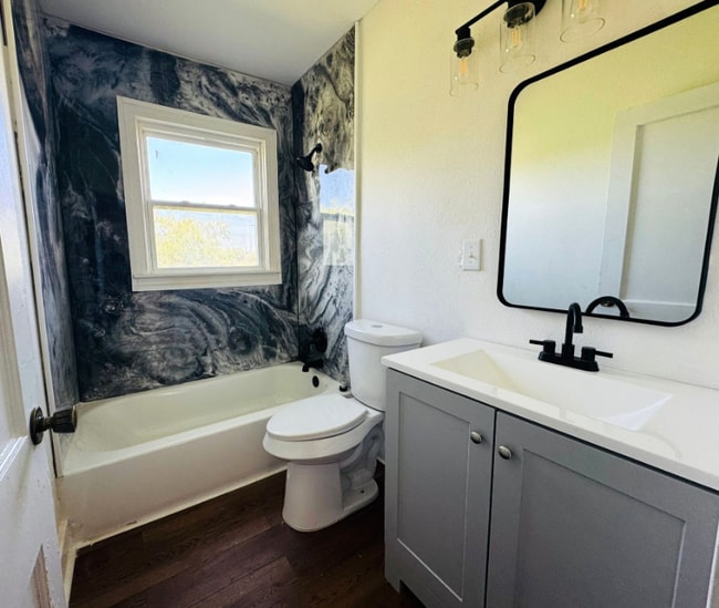 Photo - 2417 Oaklawn Blvd