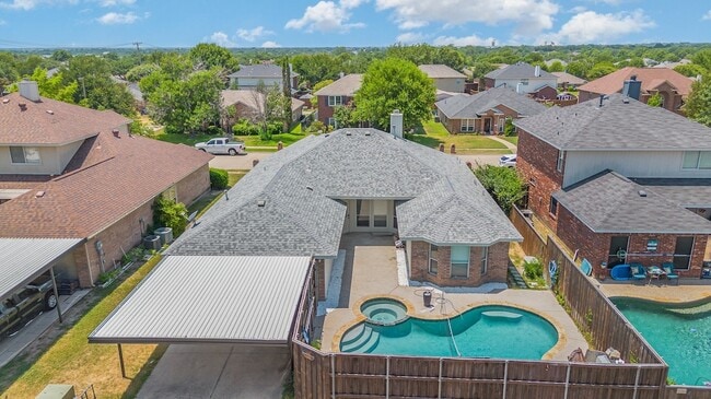 Photo - 745 Amhurst Ct House