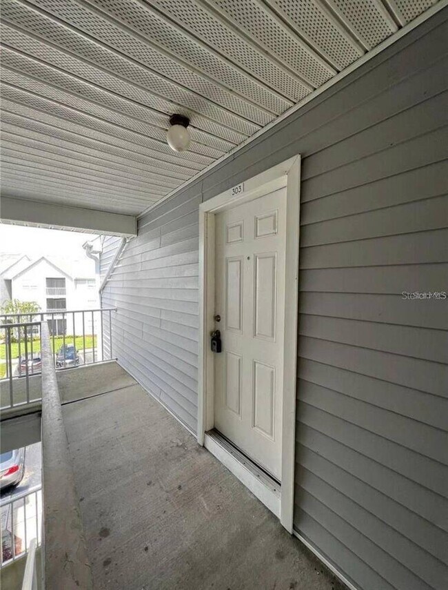 Photo - 1226 Bermuda Lakes Ln Unit 303