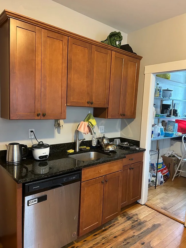 Photo - 61 Frederick Ave Unit #2