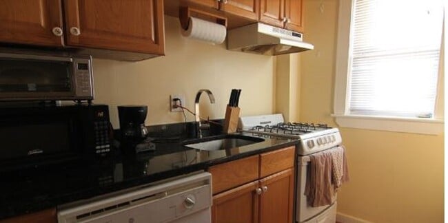Photo - 158 Magazine St Apartments Unit 6