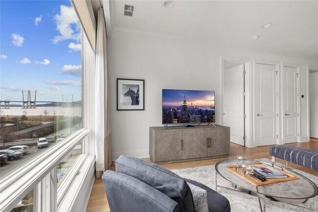 11 River St Unit 203