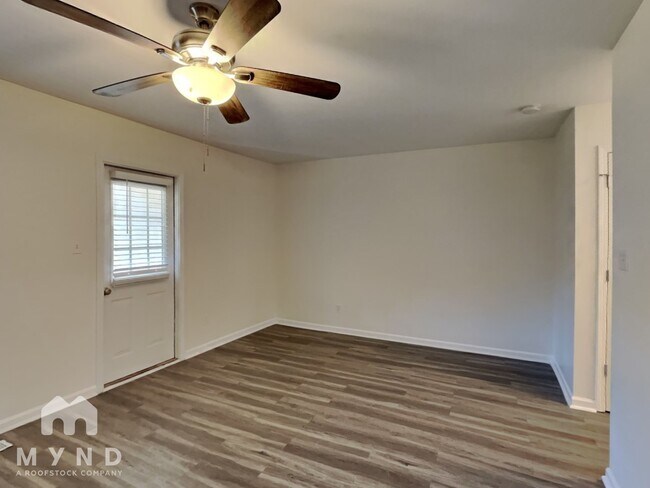 Photo - 106 Walford Park