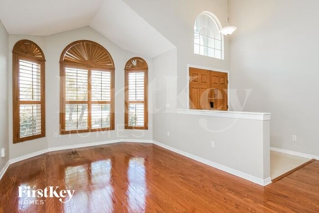 Photo - 2497 Runyon Cir