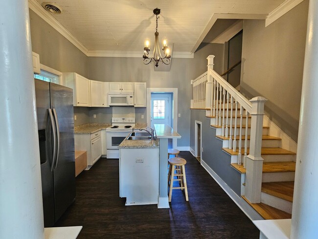 Photo - NEW LISTING!!!!!