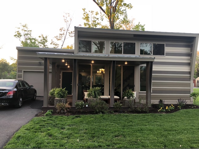 Building Photo - Contemporary Custom Built Energy Efficient homes Minutes from downtown & University