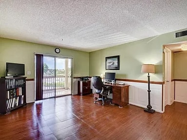 Building Photo - 1758 Abbey Rd Rental