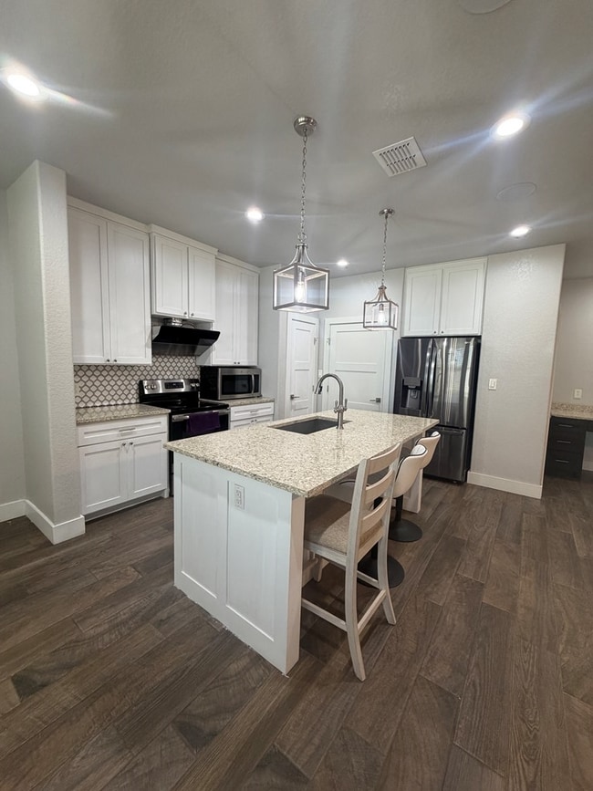 Photo - 2408 Birkdale Ln