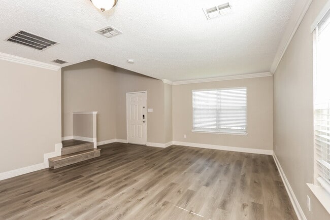 Photo - 7802 Mason Dells Dr