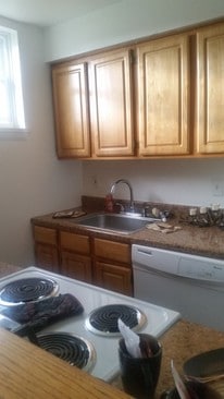 Hermosas cocinas - Swiss Village Apartments