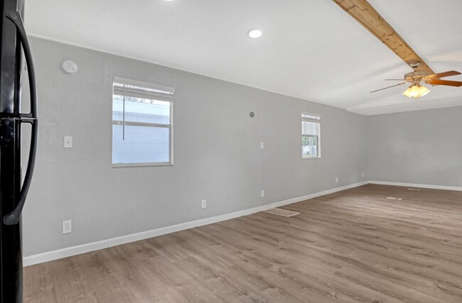 Building Photo - 37 Paul Rene Dr Rental