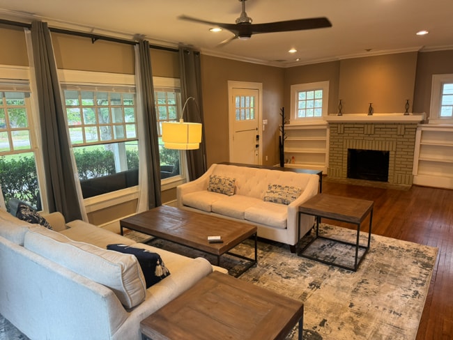 Photo - 5825 Belmont Ave Unit 0