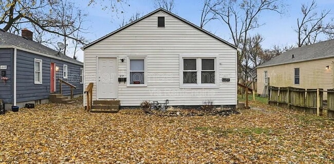 Building Photo - 1031 N Centennial St