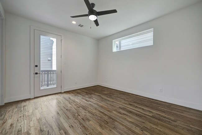 Photo - 1535 W 24th St