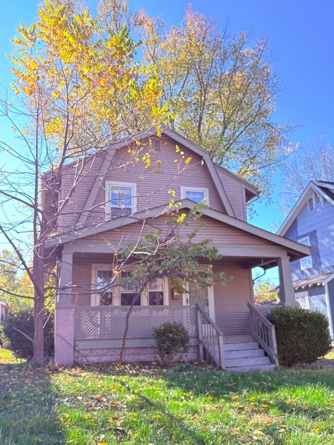 Building Photo - Charming 2 beds 1 baths in Columbus!