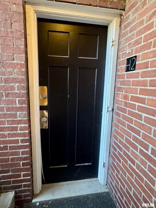 Photo - 2028 7th Ave Apartment Unit H2