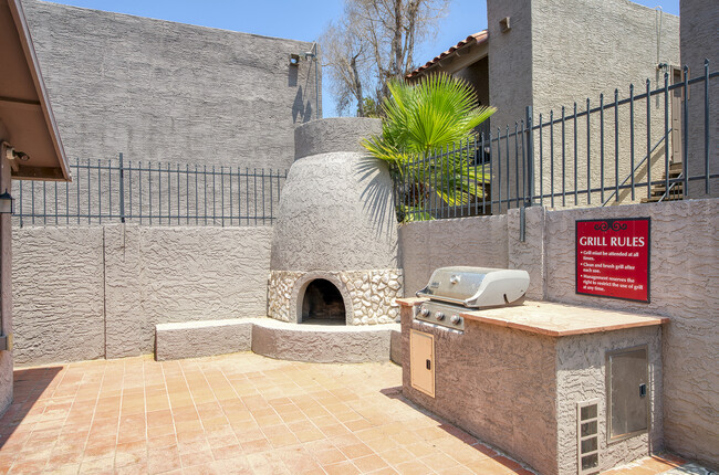 Photo - Villas at Papago