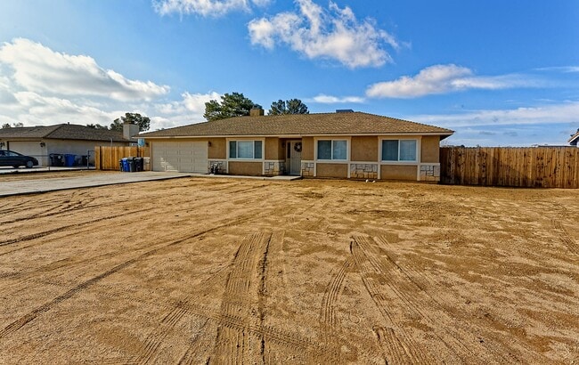 Photo - Desirable Apple Valley Single-Story on Expansive Lot | 3 Bed, 2 Bath Beauty