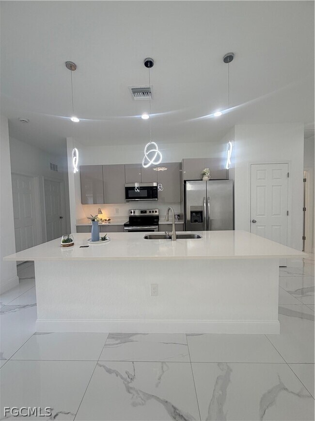 Photo - 3804 40th St SW