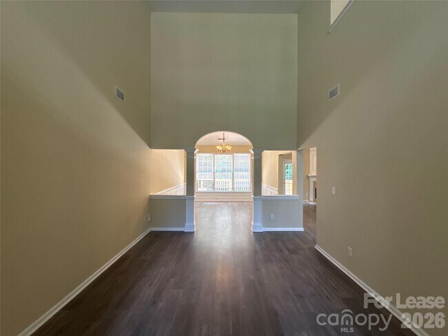 3100 Arklow Rd