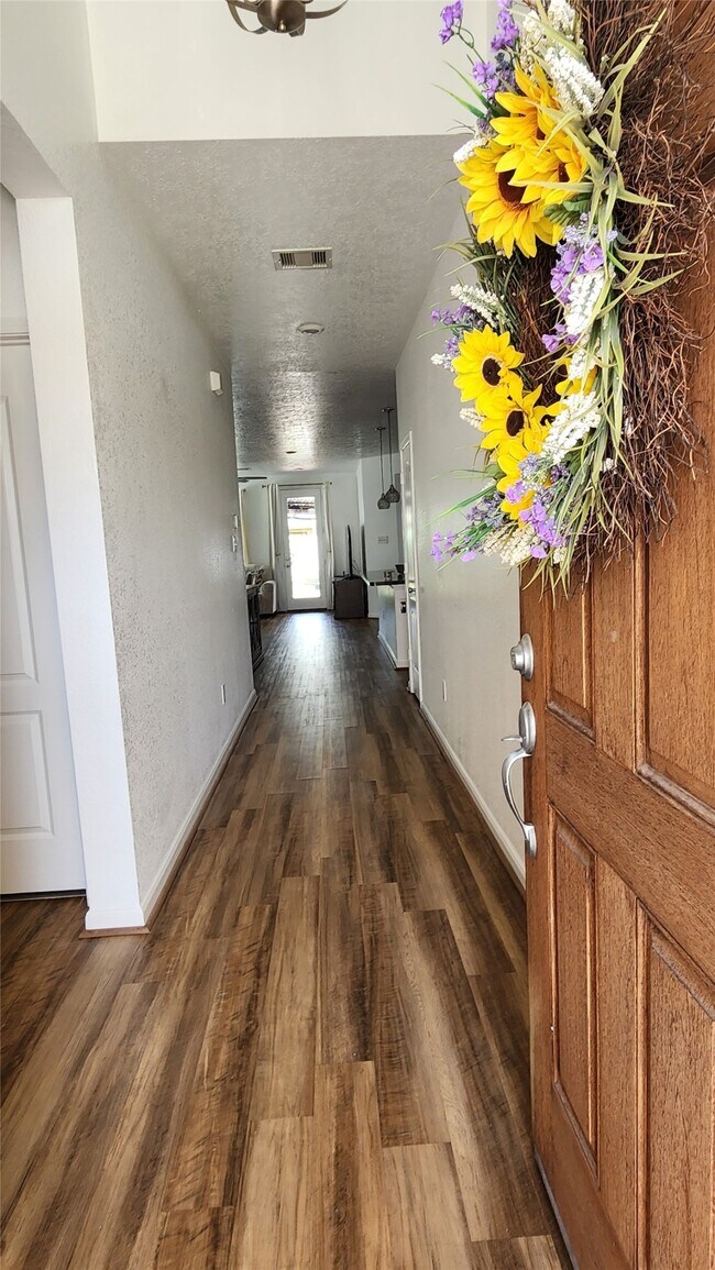 Photo - 2606 Oakwood Blf Trl