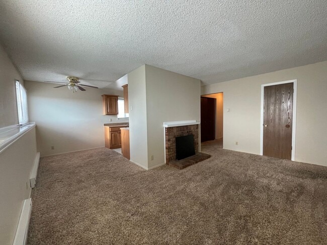 Photo - 402 Miller Ln Unit Apt 1-A