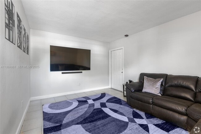 Photo - 5755 NW 7th Ave Unit 5