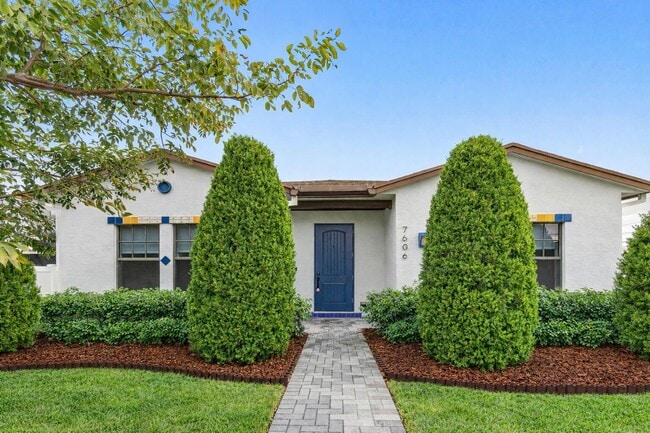 Photo - 7606 S Olive Ave