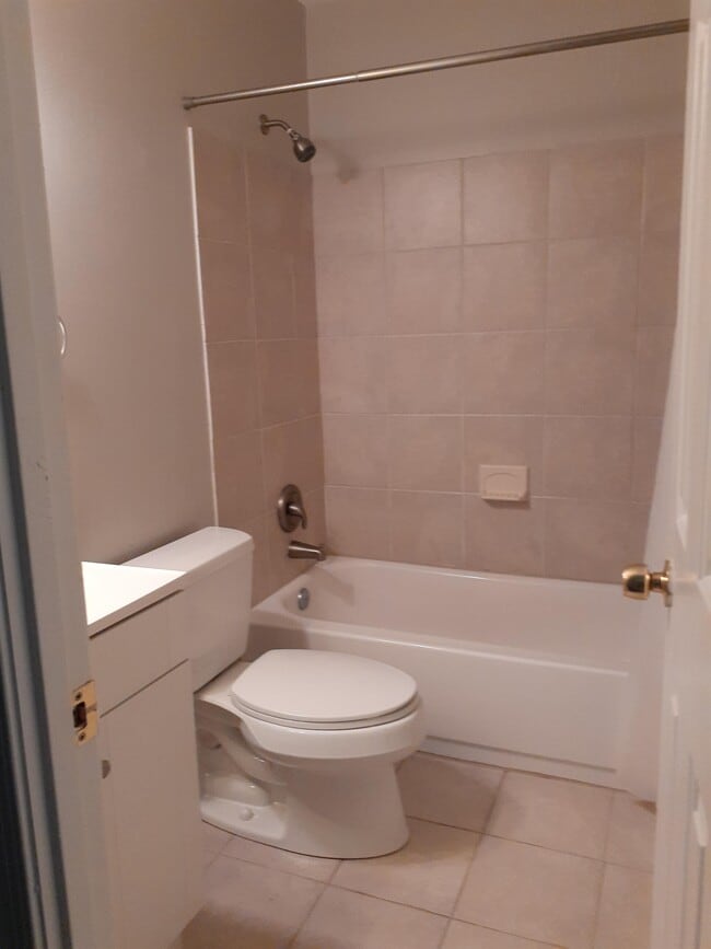 Photo - 7867 Hampton Village Pass Casa Adosada