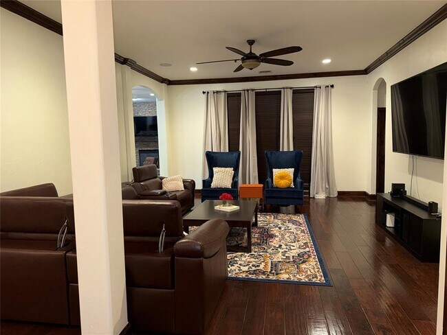 Photo - 16616 Moorgate Ln