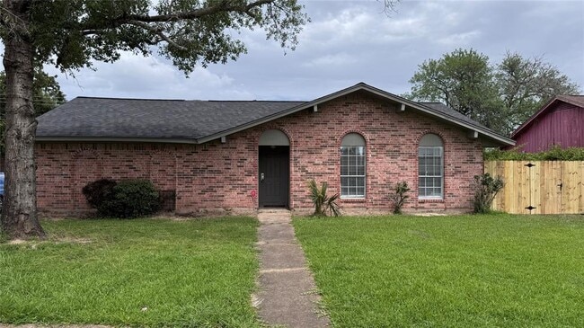 Building Photo - 9750 Guest St Rental
