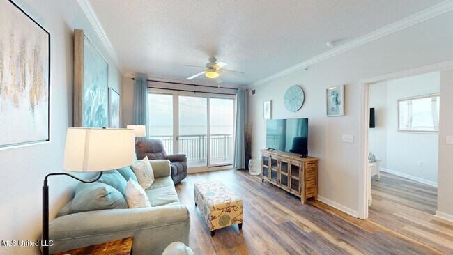 Photo - 2228 Beach Dr Unit 704