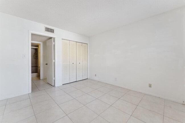 Photo - 706 SE 2nd Ave Unit 430