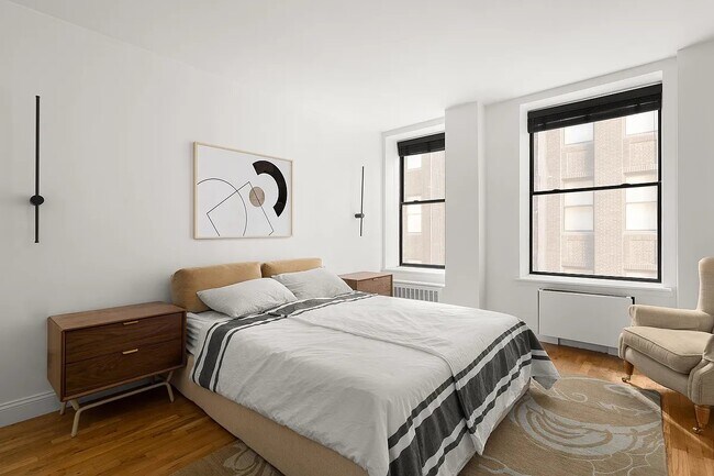 Photo - 32 W 40th St Apartment Unit 24L