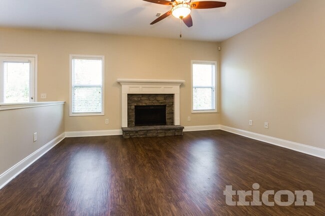 Photo - 1570 Lily Valley Dr