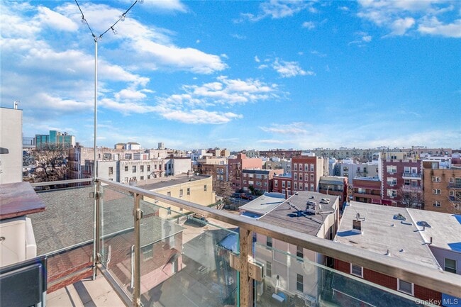 Photo - 30-63-63 31st St Unit 605