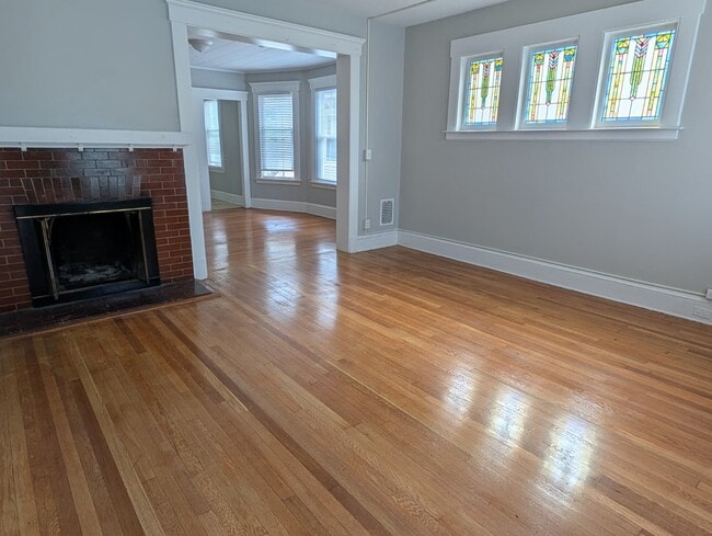 Building Photo - 85 Hubinger St Unit 2