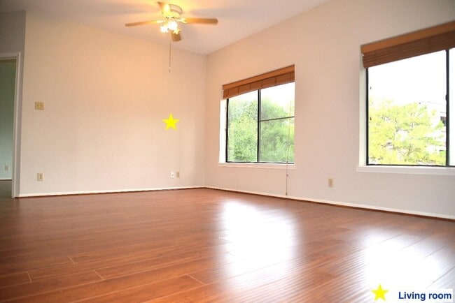 Building Photo - 2207 S Braeswood Blvd Unit 42J
