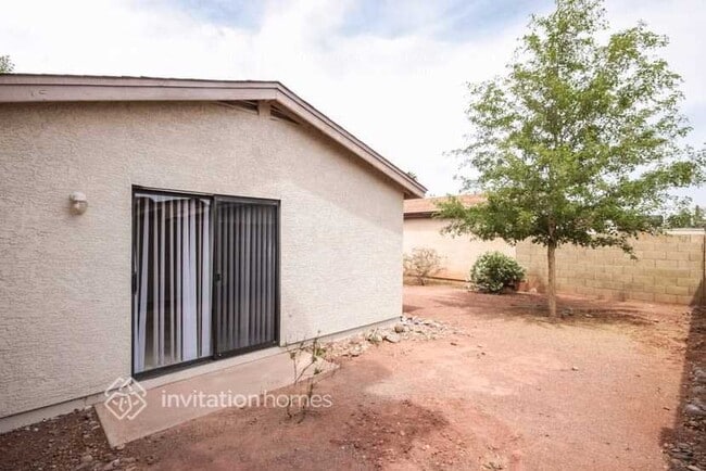 Photo - 11121 N 82nd Ln