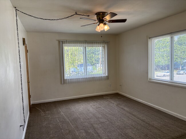 Photo - 506 Morse Ave Unit 3