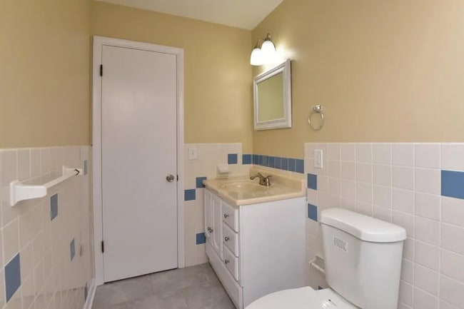 Photo - 10204 S Highland Ave