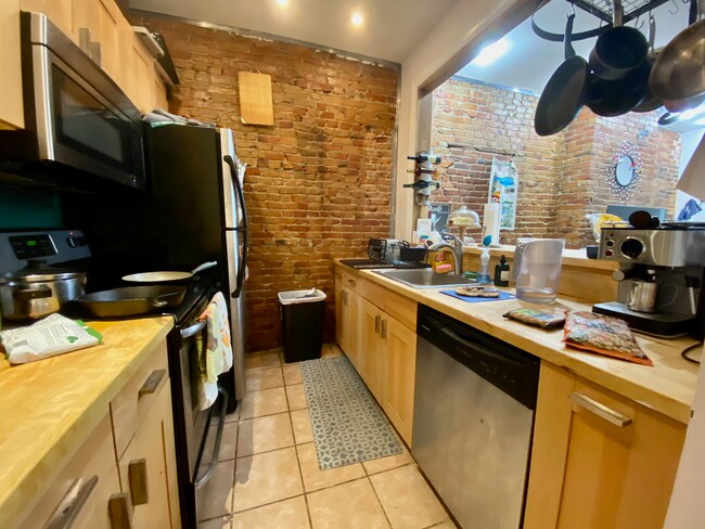 Photo - 204 Northampton St Unidad 1