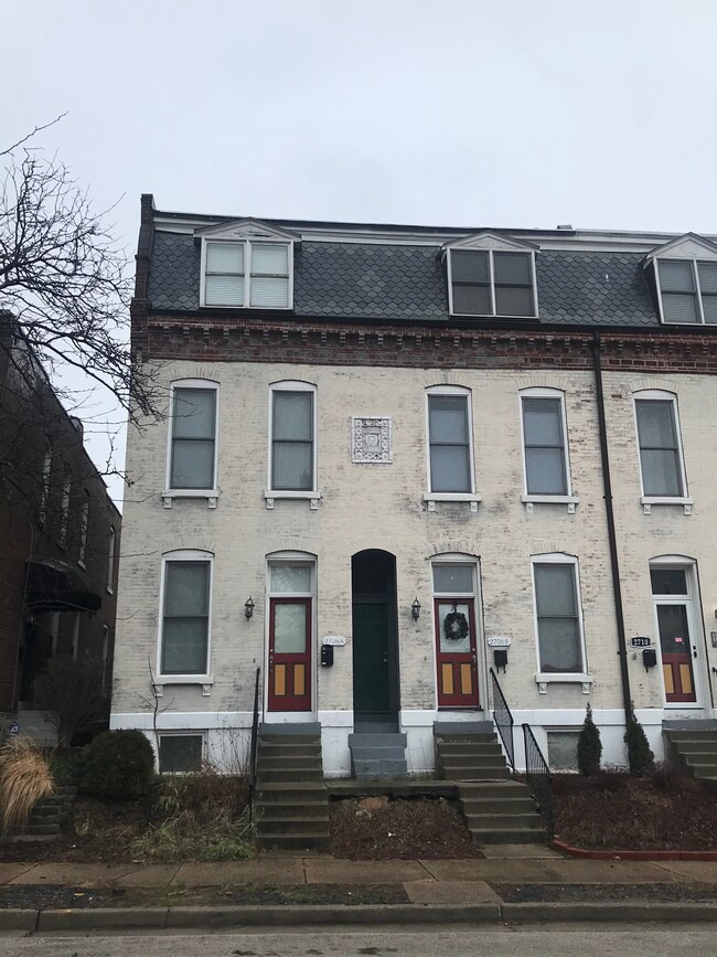 Building Photo - 2708 Missouri Avenue Unit B
