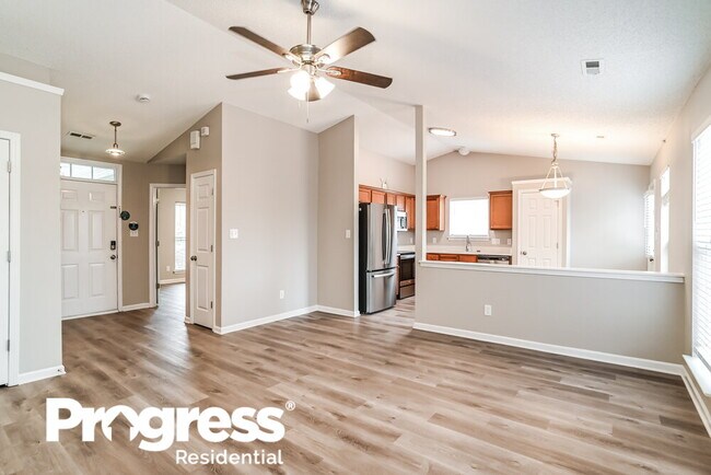 Photo - 5720 Shining Oak Ln