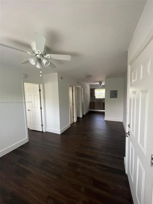 Photo - 1864 NW 24th St Unit 4